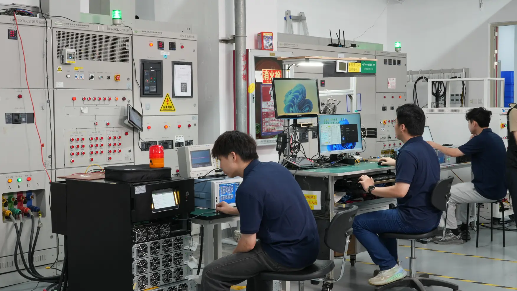 Inside ACwatt&rsquo;s R&D Lab: UPS Testing and Validation